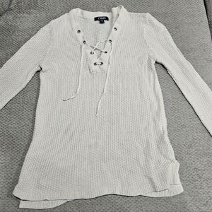 3/$21! Chaps Linen Cotton Blend Long Sleeve Top With Lace Up Detail, Small